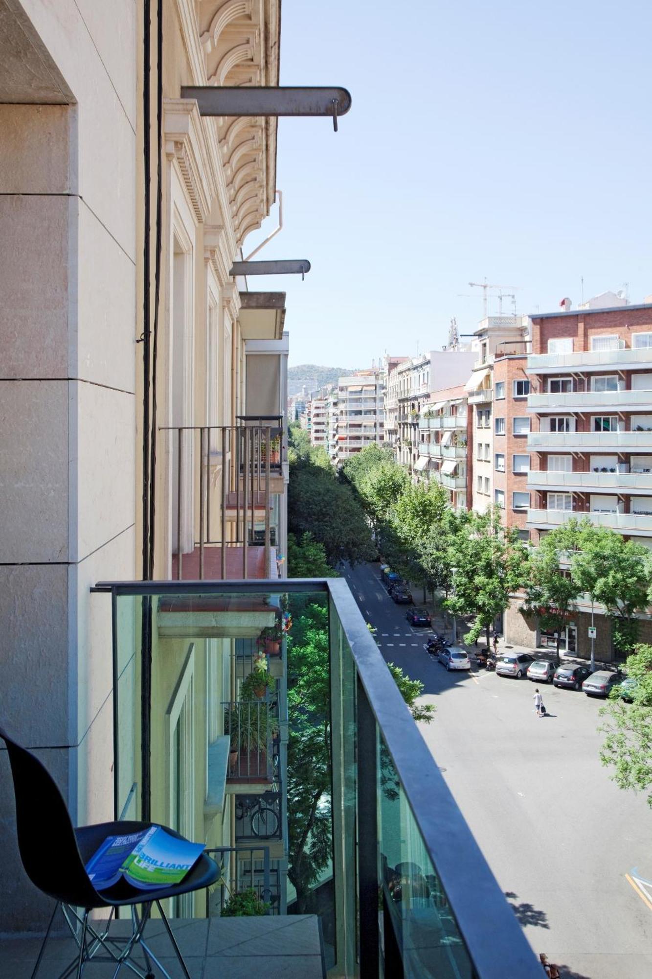 Ainb Sagrada Familia Apartments Барселона Номер фото